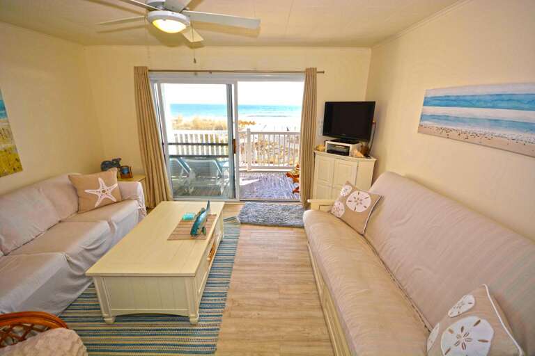 Escape 10 Living and Sleeping Area