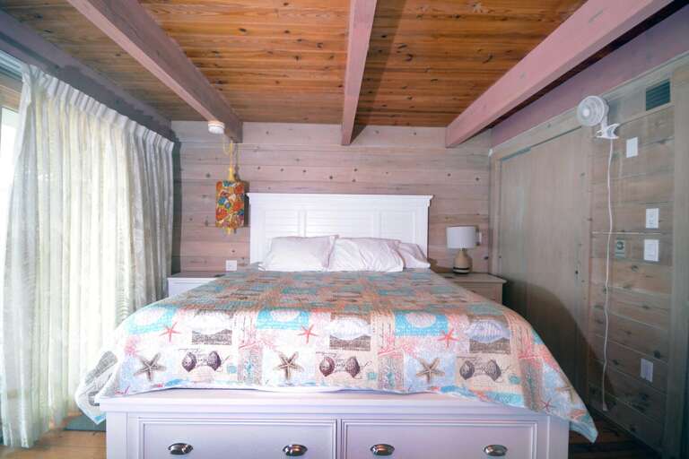 OCEAN-FRONT-KING-BEDROOM