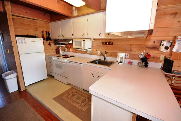 Kitchen at Beach Place 12