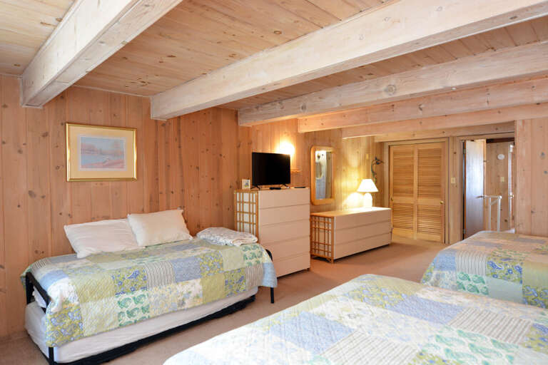  THIRD FLOOR REAR BEDROOM