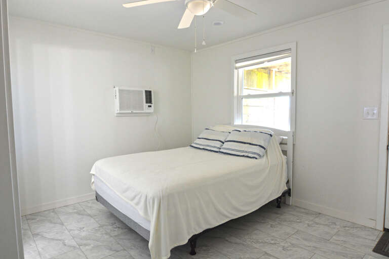 GROUND-FLOOR-BEDROOM-Queen