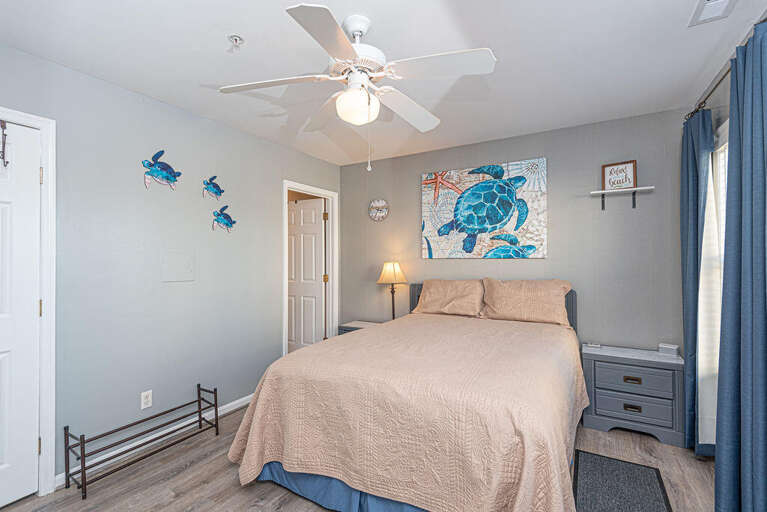 QUEEN-BEDROOM-MASTER