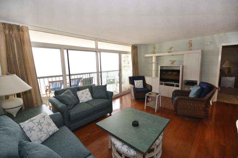 Irene 1502 Living-Area