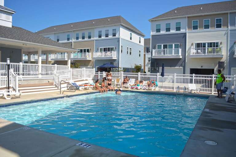 Broad Marsh Outdoor Pool