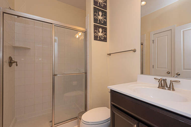 FIRST-FLOOR-BATHROOM-ATTACHED-TO-BEDROOM