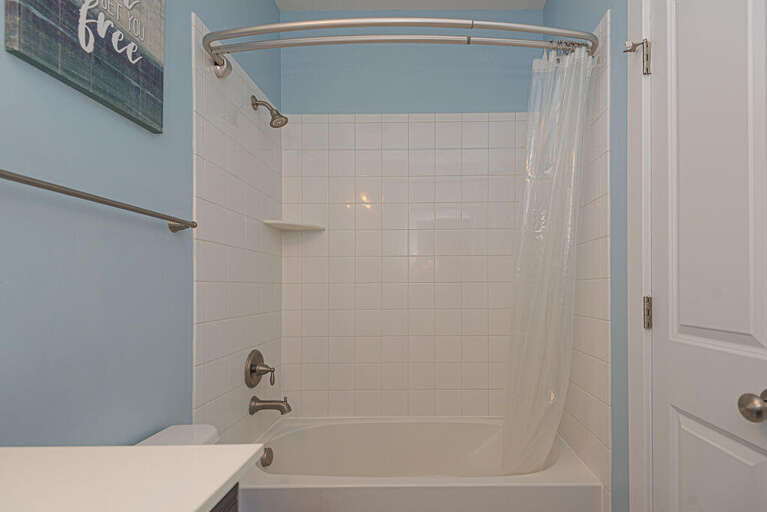 HALL-BATHROOM-UPSTAIRS