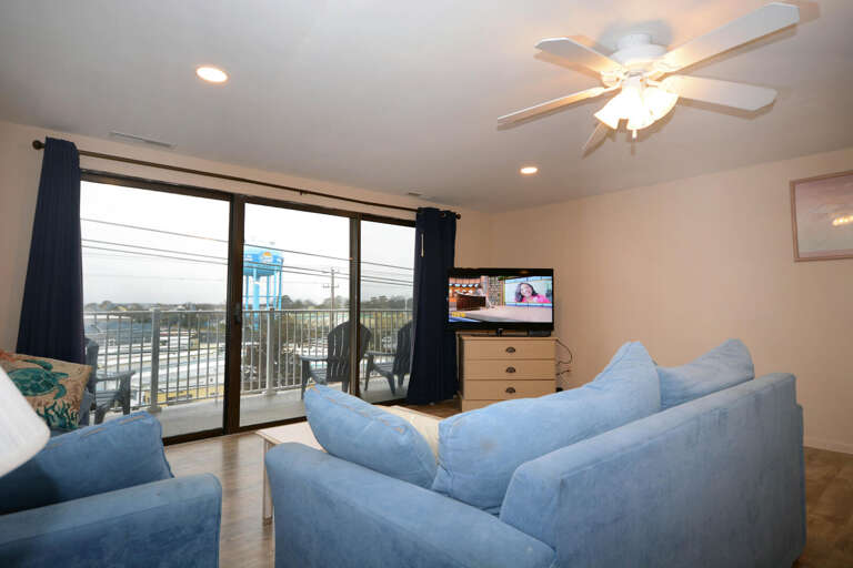 Living-Room-304-Waves-Ocean-City