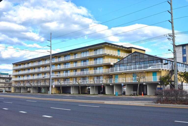 Waves Condo-Ocean City MD