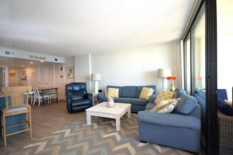 LIVING-AREA
