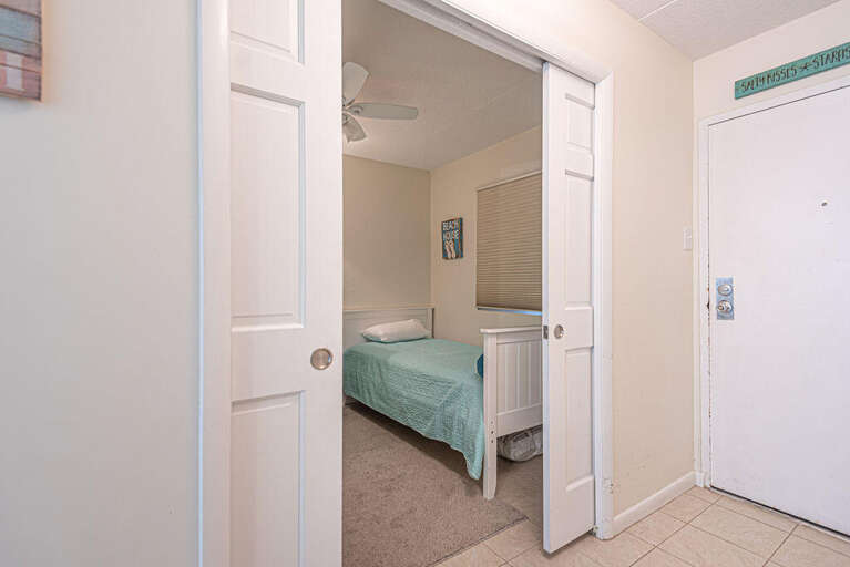 TWO-TWINS-BEDROOM