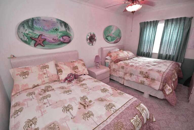 TWO-DOUBLES-BEDROOM TWO-DOUBLES-BEDROOM