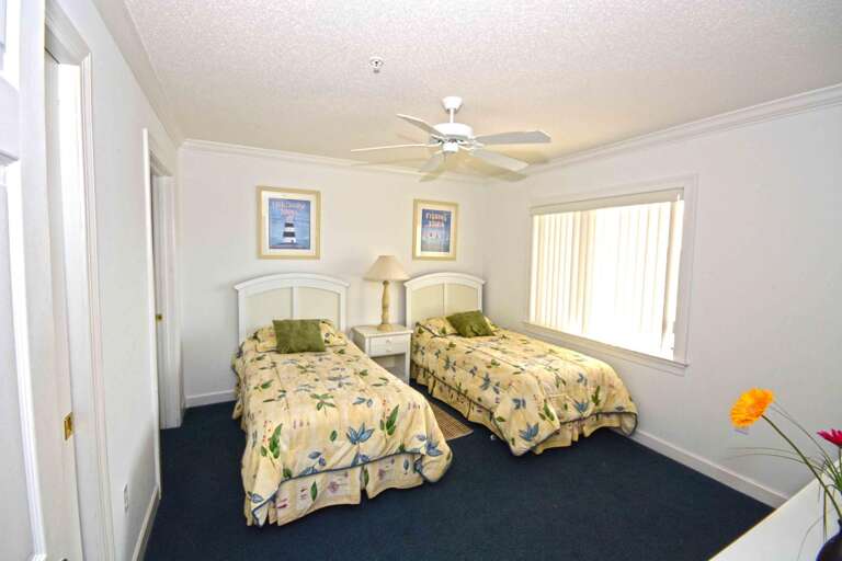 Twin Bedroom Twin Bedroom