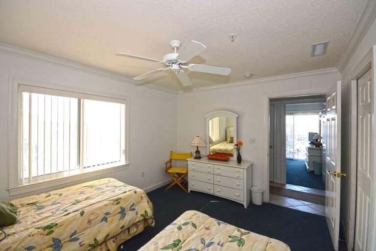 Twin Bedroom Twin Bedroom