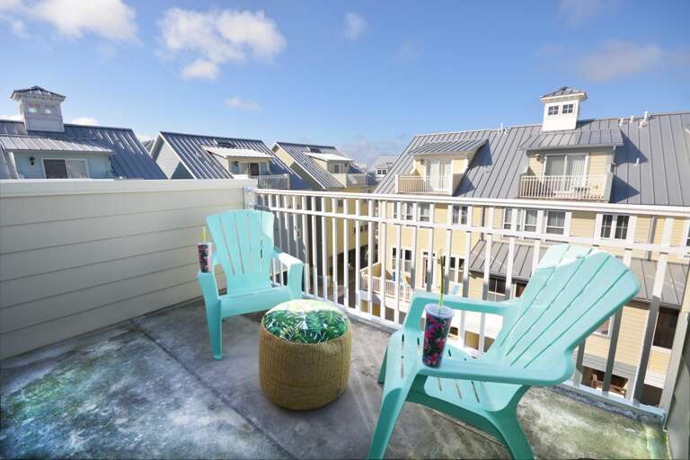 Top Floor North Deck Off Of Bedroom 