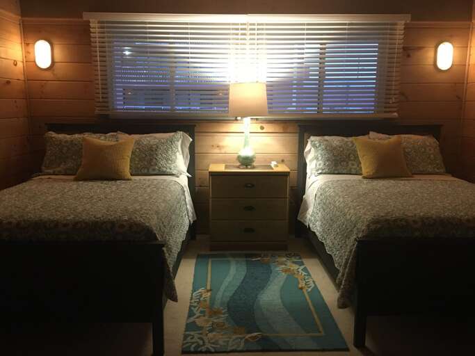 Beachwalk 20- Third Floor Bedroom