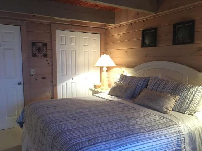 Beachwalk 20- Third Floor King Bedroom