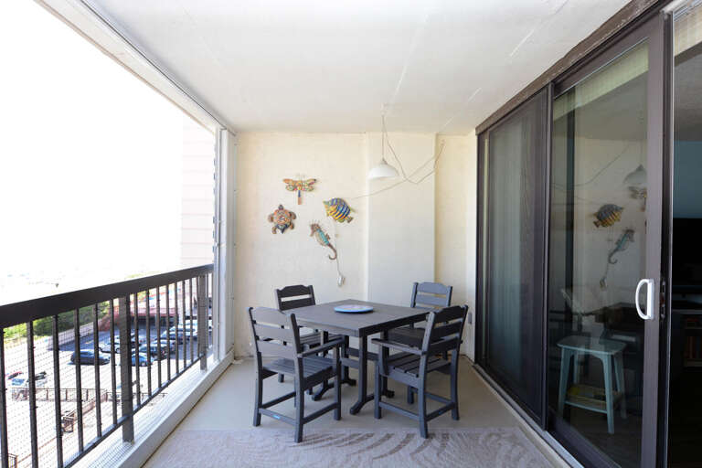 BALCONY