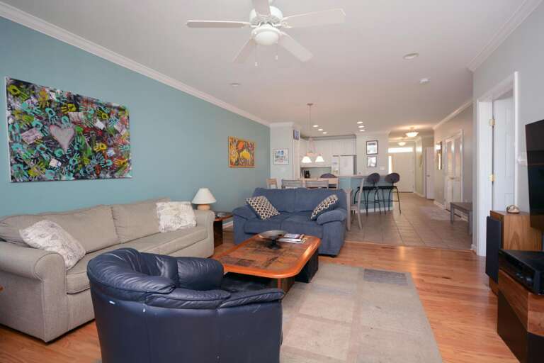 Sunset Island 4B - Living Room Area