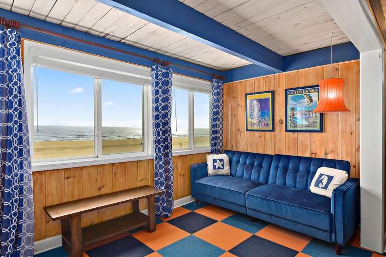 Oceanfront-King-Bedroom Oceanfront-King-Bedroom