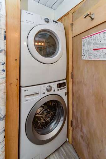 Washer-Dryer in Downstairs Bathroom Washer-Dryer in Downstairs Bathroom