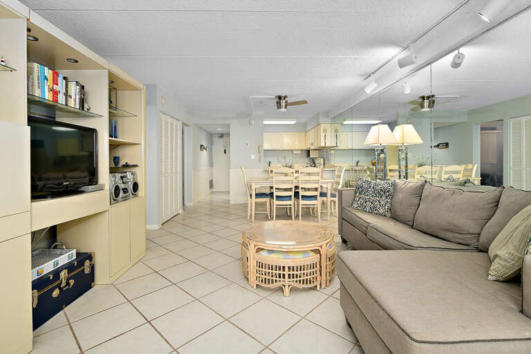 Living Area Atlantis 209 Living Area Atlantis 209