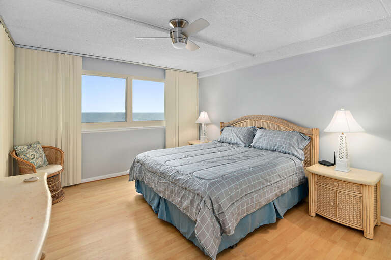 Oceanfront Master Bedroom with King