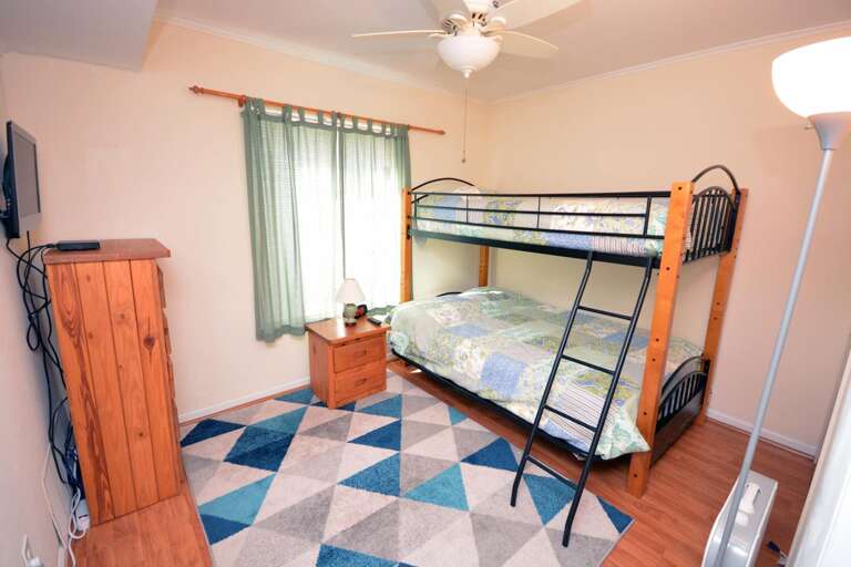 Bedroom 3 with Pyramid Bunk Bed