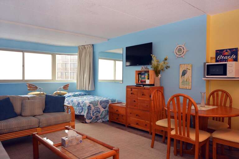 LIVING-AREA-1202 ATLANTIS-OCEAN-CITY