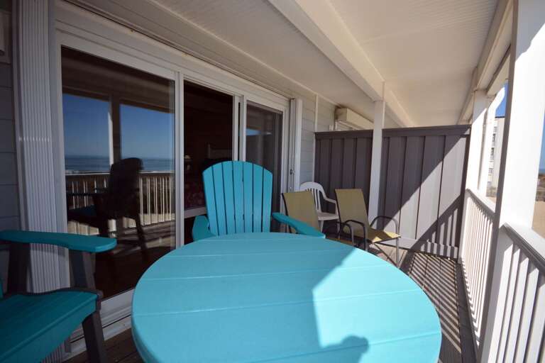 BALCONY-OFF-OF-MASTER-BEDROO