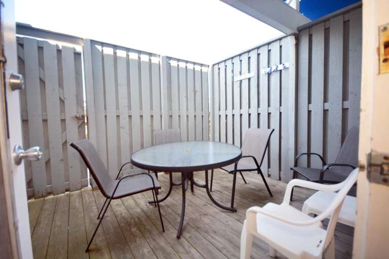 REAR-DECK