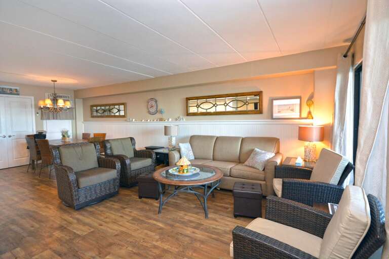 LIVING-AREA-2C-HIGHPOINT-SOUTH-OCEAN-CITY