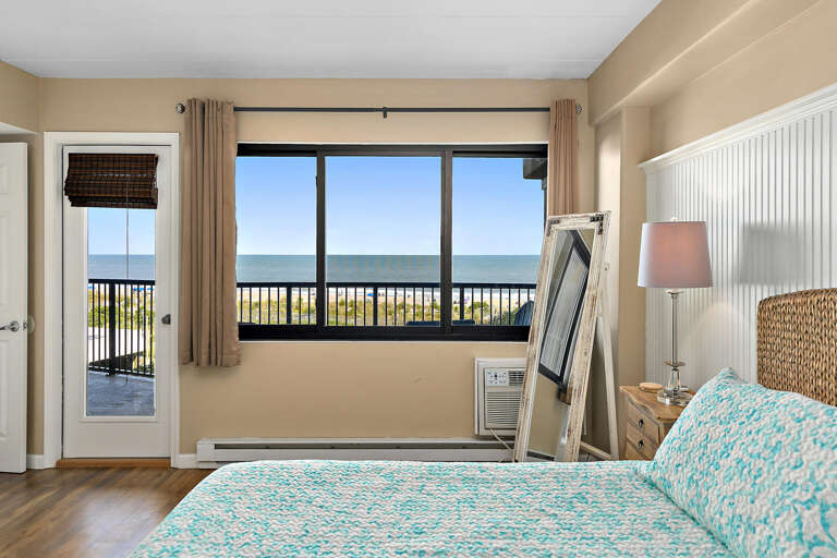 Oceanfront Master Bedroom with King