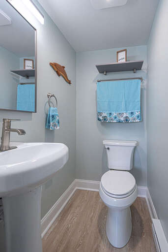 Oceanwalk 208- Half Bathroom