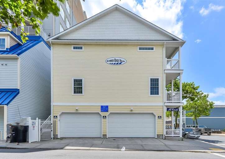 Boards Edge Villas Garage