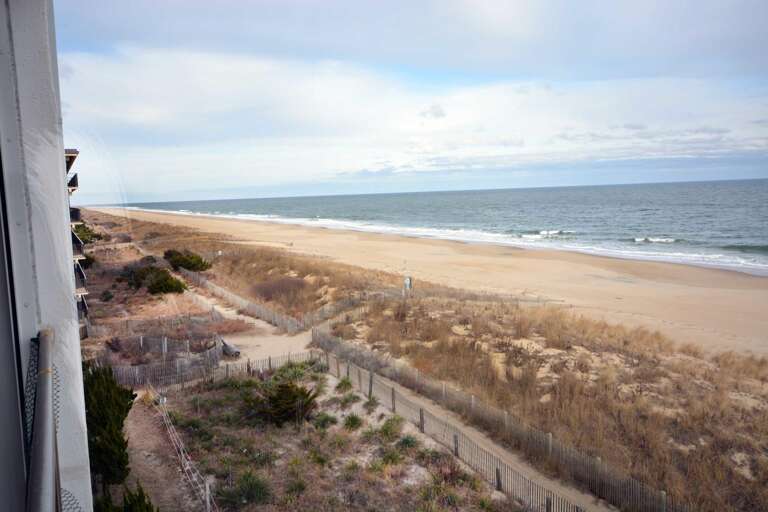 Balcony-View Balcony-View