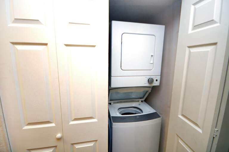 Washer-Dryer Washer-Dryer