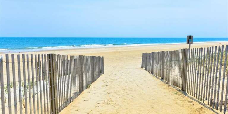 Pathway to Beach from Diamond Head Pathway to Beach from Diamond Head