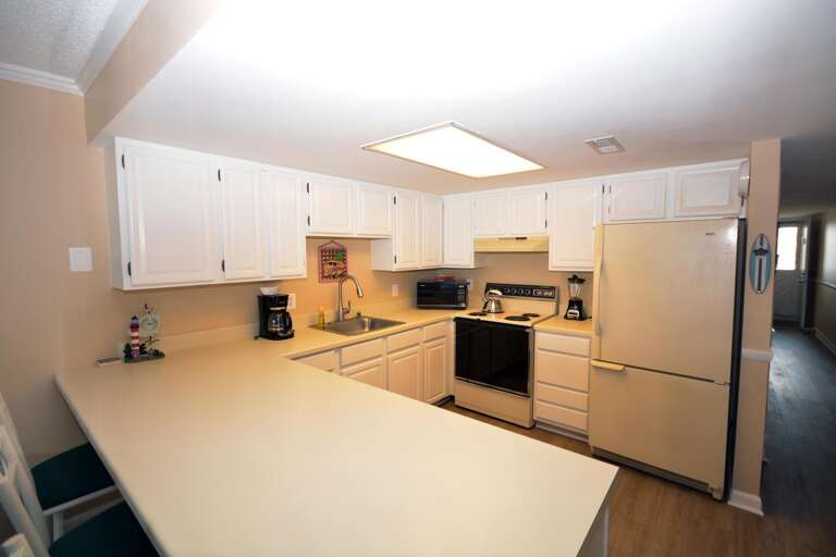 KITCHEN at MISTY SEA 402