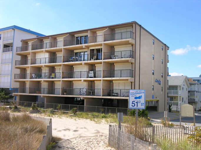 MISTY-SEA-OCEAN-CITY