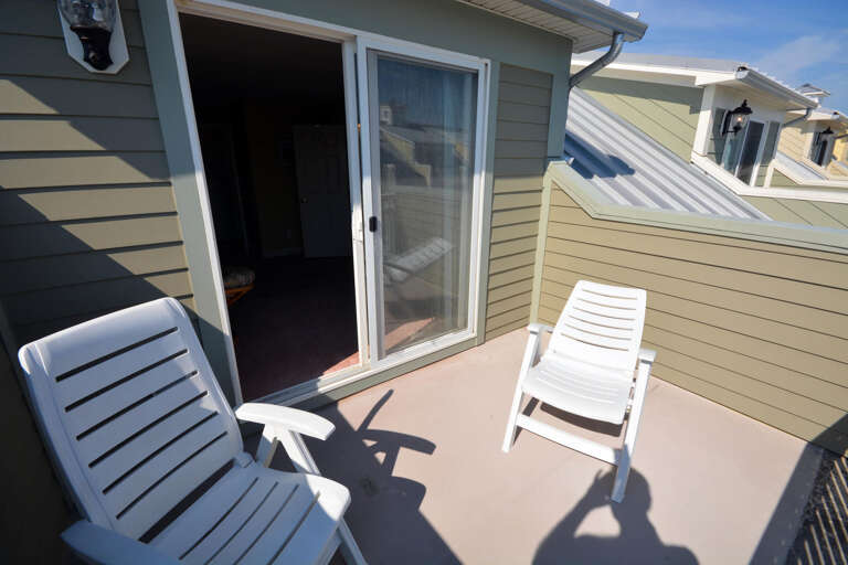 LOFT-PRIVATE-BALCONY