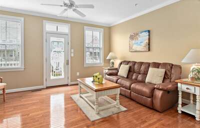 Sunset-Island-31-Living-Area