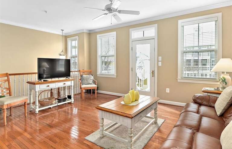 Sunset-Island-31-Living-Area