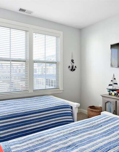 Third Bedroom with Two Twin Beds