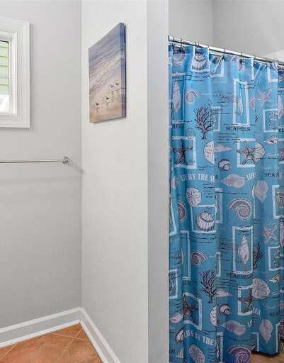 Ground-Floor-Full-Bath