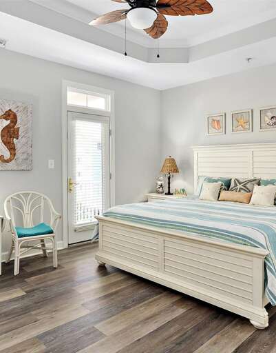 Master Bedroom with King Bed-3rd-Floor