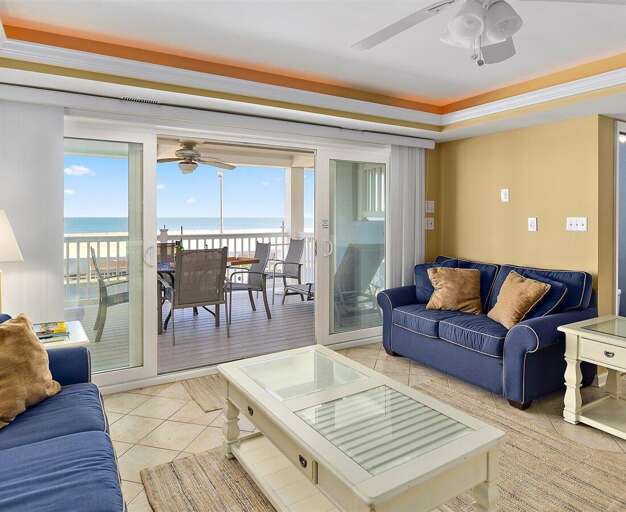 Living area at Ocean City Boardwalk Suites N-1