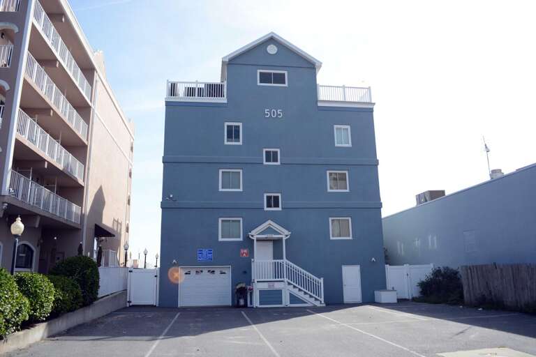  Parking-Behind-Building