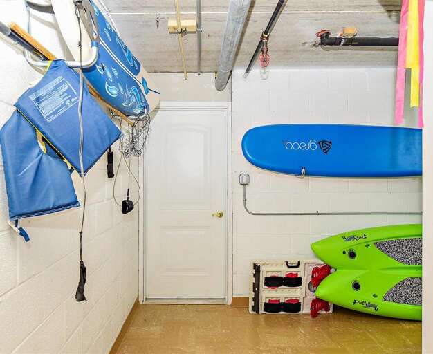 FREE-BEACH-ITEMS-STORAGE