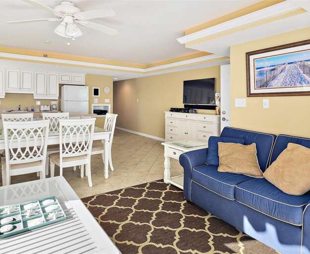 LIVING-ROOM LIVING-ROOM