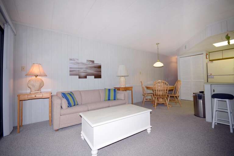 Living Area-206 Shore Lea